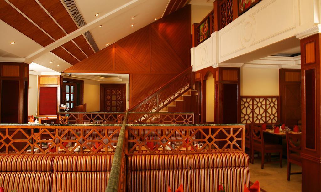 Regency Kanchipuram by GRT Hotels Bagian luar foto