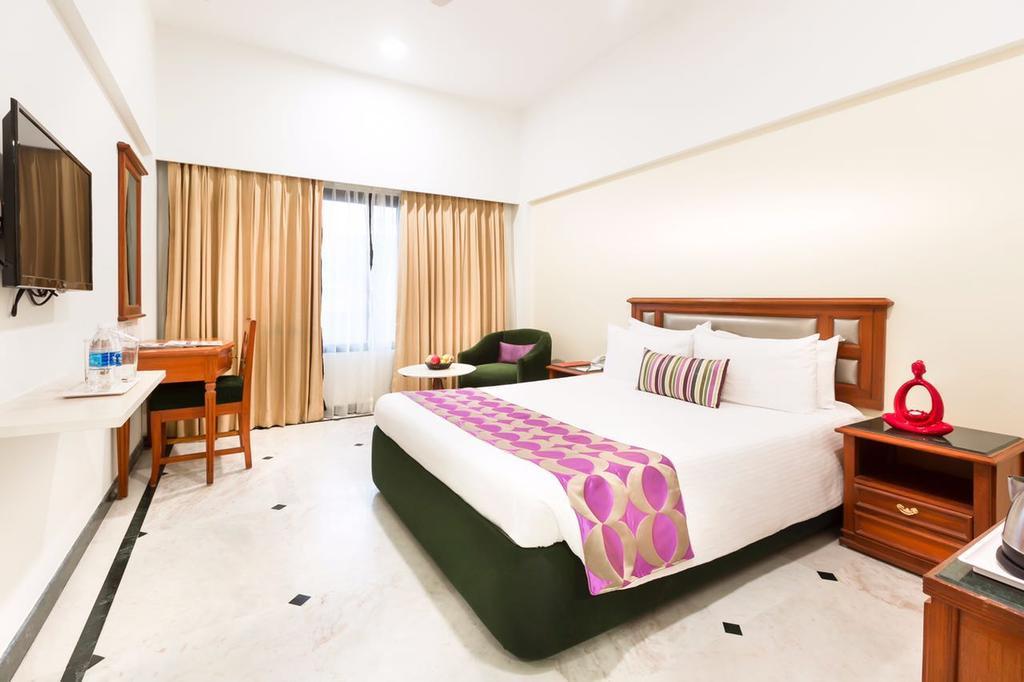 Regency Kanchipuram by GRT Hotels Bagian luar foto