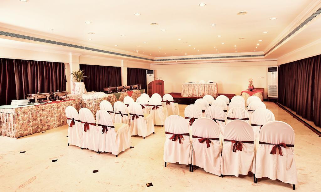 Regency Kanchipuram by GRT Hotels Bagian luar foto